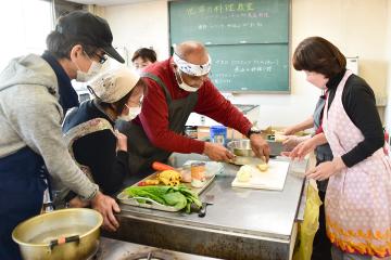 世界の料理教室 写真1