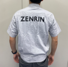 ユニフォーム後ろ