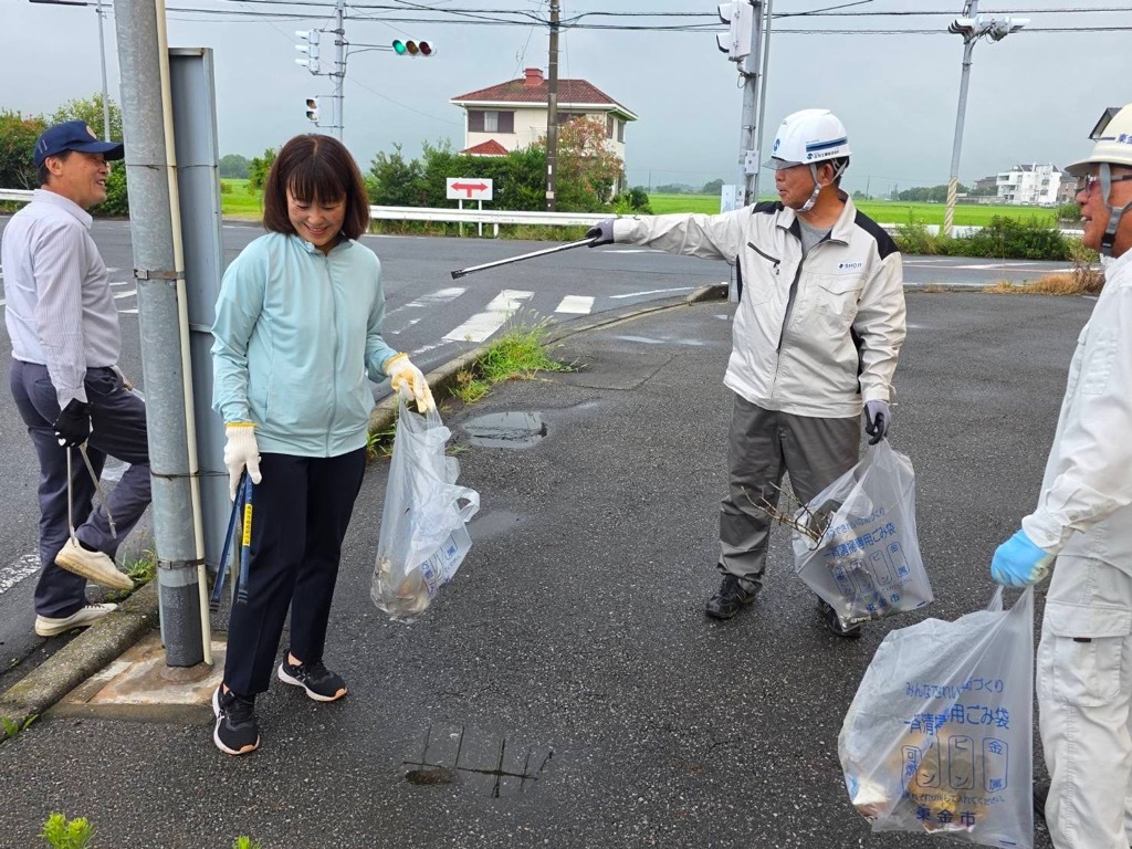 建設業組合ごみ拾い